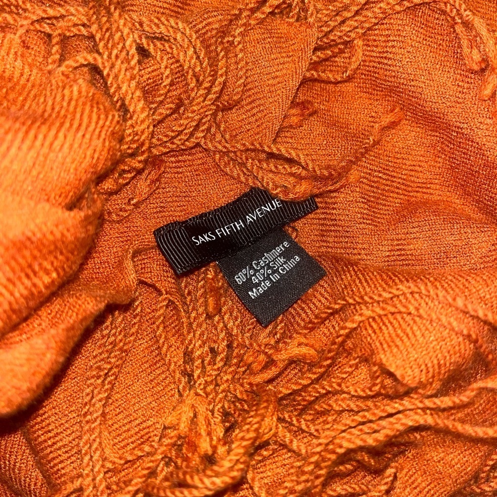 NWT Saks Fifth Avenue Woven Cashmere Silk Pashmina burnt orange
